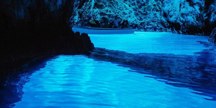 Split: Blue Cave & 5 Island Tour - The day’s route: how Vis, Budikovac, Hvar, and the Paklinski islands actually shape the experience