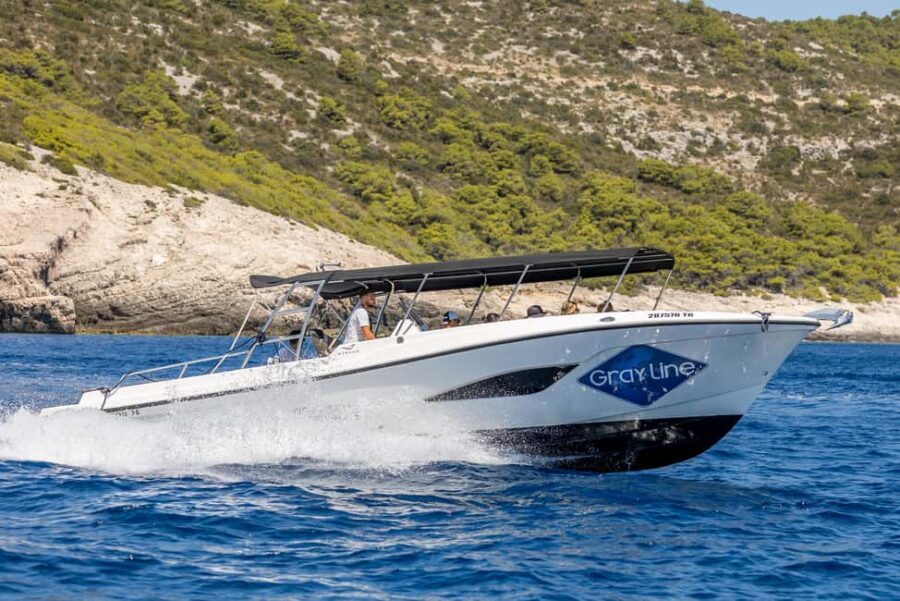 Split: Blue Cave, Vis and Hvar Small Group Speedboat Tour - Pakleni Islands Photo Stop + Hvar Town Free Time