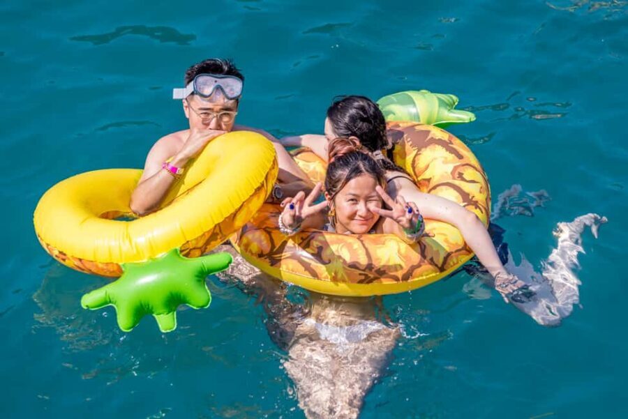 Split: Blue Lagoon 3 Islands All-Inclusive Cruise with Lunch - Morning game plan: Split Port, St. Nicholas Pier, and being on time
