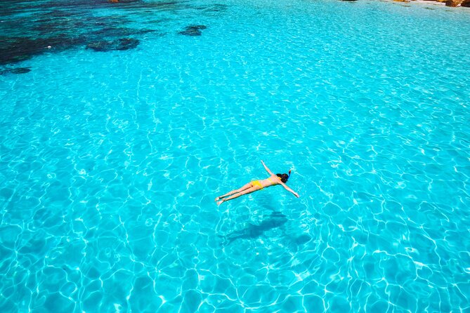 Split: Blue Lagoon & 3 Islands Speedboat Tour - Small group - The 3-Island Part: Šolta vs. Labadusa and How the Mood Changes