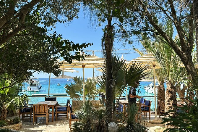 Split: Blue Lagoon, Hvar, Brač, 6 Islands Boat Tour - Small Group - Maslinica on Šolta: The Calmer Village Reset