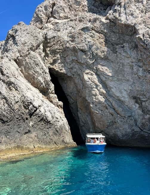 Split: Boat Tour to Blue Cave, Vis, Blue Lagoon, Hvar, Brač - Getting from Split to the Blue Cave: road time, then speedboat pace
