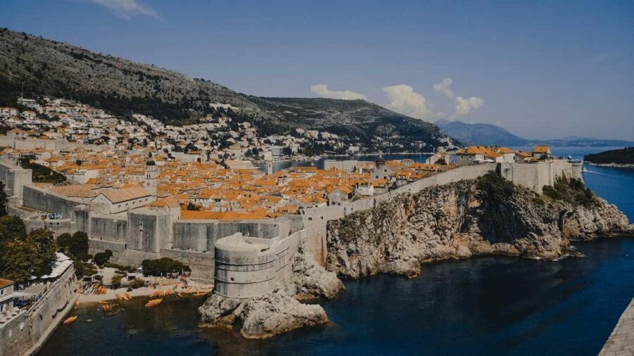 Split: Dubrovnik Day Tour - Meeting Point in Split: Marulićeva ul. 4 Check-In