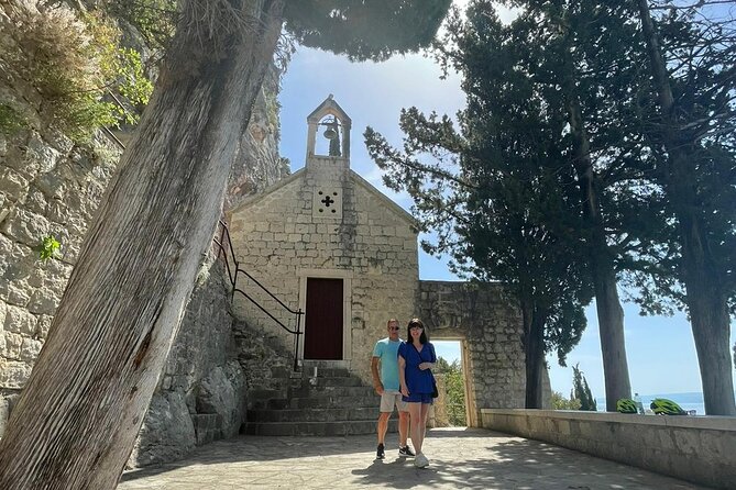 Split E-bike tour - Stop 2: Riva Harbor and the southern walls of Diocletian Palace