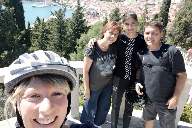 Split E-bike tour - The e-bikes themselves: city-style bikes, easy climbs, real control