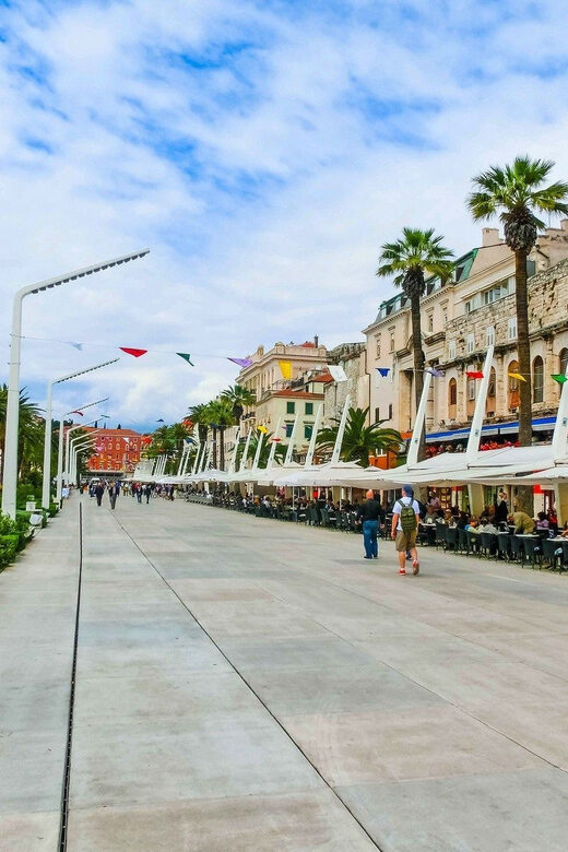 Split: Guided Walking Tour in English - Key Highlights You’ll Notice Right Away