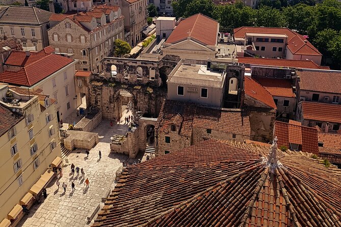 Split History Walking Tour - Rome away from Rome (small group) - Triklinij: The Emperor’s Dining Room and the Carpe Diem Angle