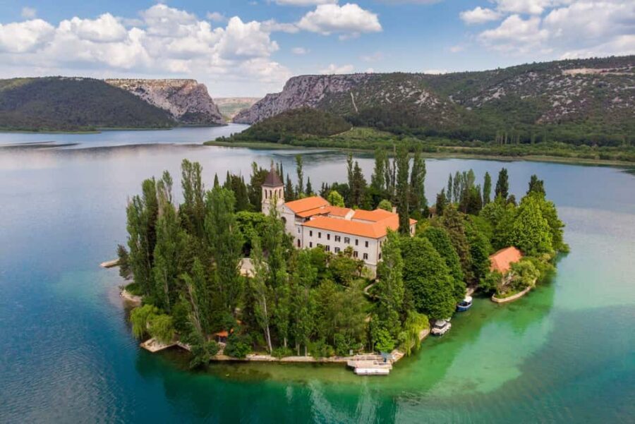 Split/Kaštela/Trogir: Krka Private Tour-option: Wine Tasting - Why This Krka + Wine Day Works So Well From Split