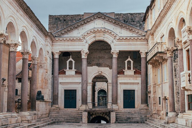 Split Palace & Old Town -Private walking tour- Entrance included - Key things that make this tour work so well