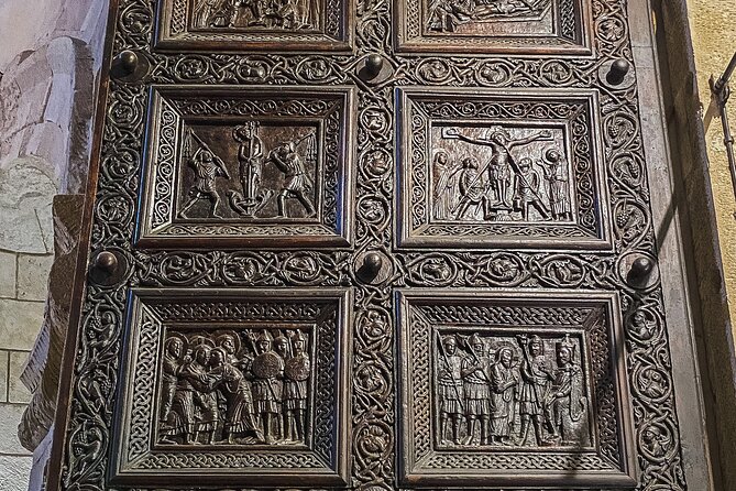 Split Palace & Old Town -Private walking tour- Entrance included - Private 2.5-hour route: how you actually experience Diocletian’s Palace