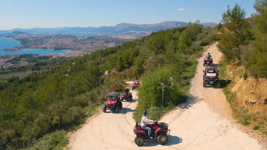 SPLIT: Podstrana Panoramic Quad Tour - Meeting at AVERE TOURISM and getting set up for the ride