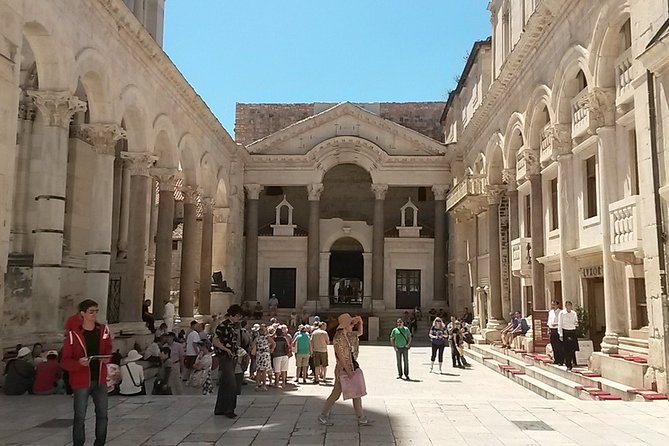 SPLIT-PREMIUM Emperor's Walking Tour for History Lovers + Museum - Cathedral of Saint Domnius: why outside views still matter