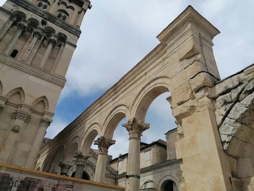Split; Private Morning Walking Tour in Split - Peristil and the palace squares: where the palace becomes a public space