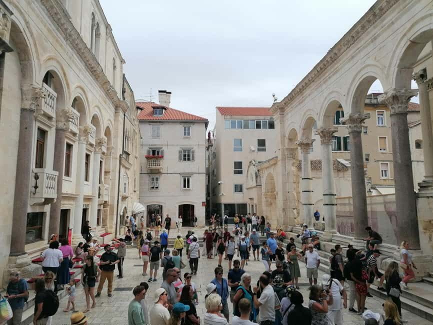Split; Private Morning Walking Tour in Split - People’s Square and Split Green Market (Pazar): where the story turns practical