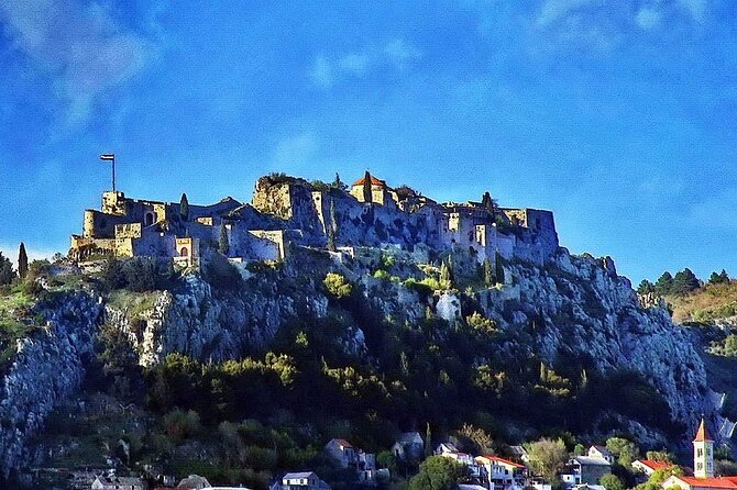 Split Private Tour: Klis, Salona & Trogir - Half a Day - Trogir’s Old Town and St. Lawrence Cathedral: the walking stop that rewards patience