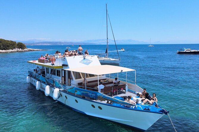 Split Riviera Panoramic Sunset Cruise with Summer Vibes on Boat - Stop 1: Split’s old-city view of UNESCO landmarks