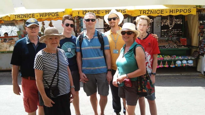Split: Small Group Food Tour with Private Option - What can go off-script at the end restaurant stop