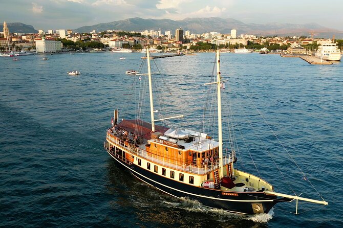 Split Sunset Cruise With Live Music - Key points you’ll care about