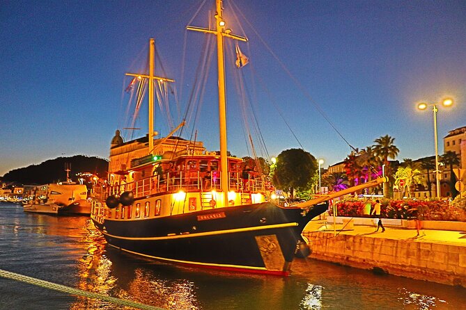 Split Sunset Cruise With Live Music - Comfort details that affect your evening more than you think