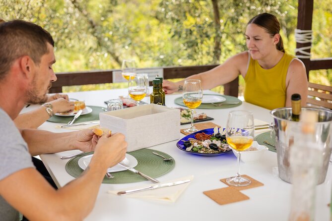 Split to Dubrovnik luxury transfer with 5course LUNCH INCLUDED - Ston: a fortress stop if you ask for it
