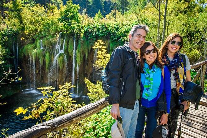 Split to Zagreb Group Transfer with Plitvice Lakes guided tour - Upper Lakes to Veliki Slap: Timing, Photos, and How to Stay With the Group
