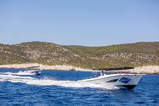 Split/Trogir: Blue Cave, Vis and Hvar Small Group Tour - Pakleni Islands and Hvar Town: a taste of Hvar beyond the pier