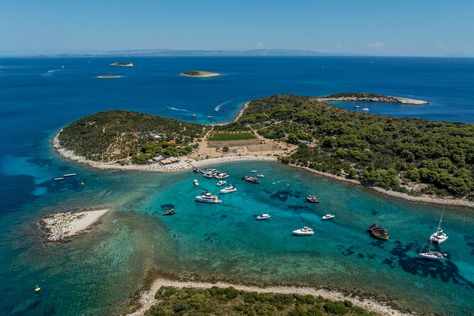 Split/Trogir: Blue Cave, Vis, and Hvar Speedboat Day Tour - Stiniva Cove: A True Swims-and-Photos Spot (When It’s in the Plan)