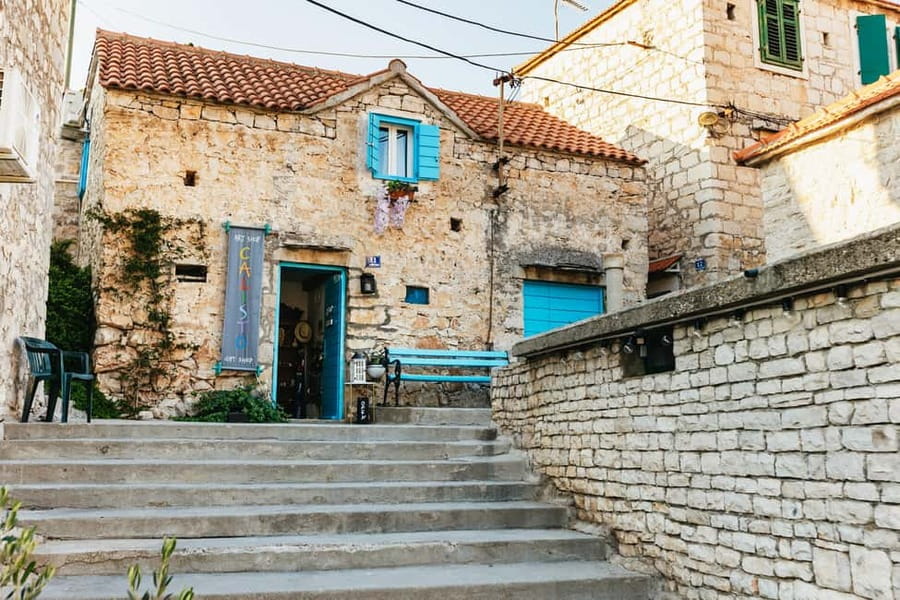 Split/Trogir: Blue Lagoon and 3 Islands Speedboat Tour - Small-group or private guided options: pacing is the whole point