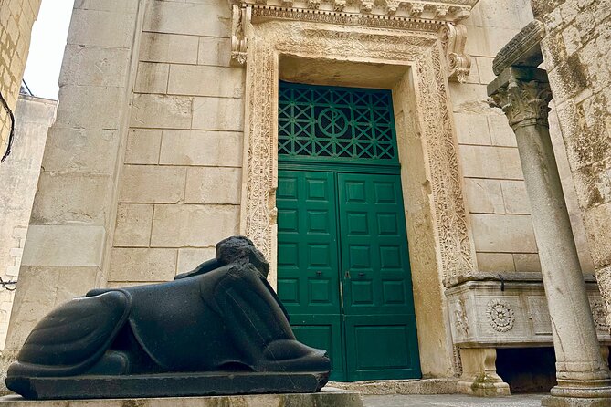 Split Walking Tour - Peristyle of Diocletian’s Palace: the ceremonial center you can actually feel