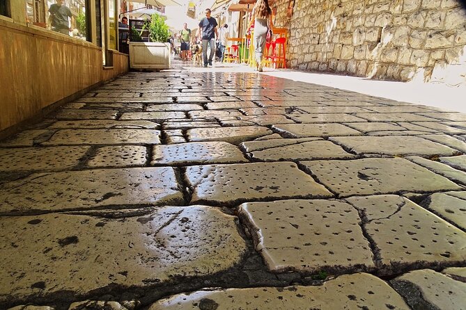 Split Walking Tour: Explore Top Sights & Hidden Gems - Timing, group size, and how to make the guide part work