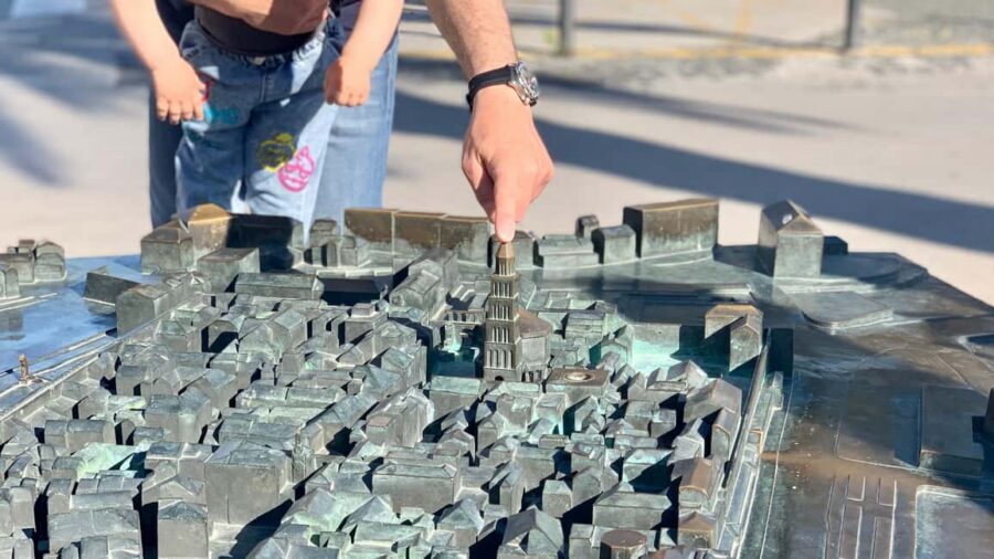 Split: Walking Tour of Split with Art Historian - Riva Waterfront and the Model That Clarifies Everything