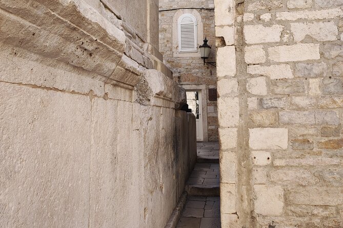 Split Walking Tour with a Licensed Local Guide - Photo-spot advice you’ll actually use later