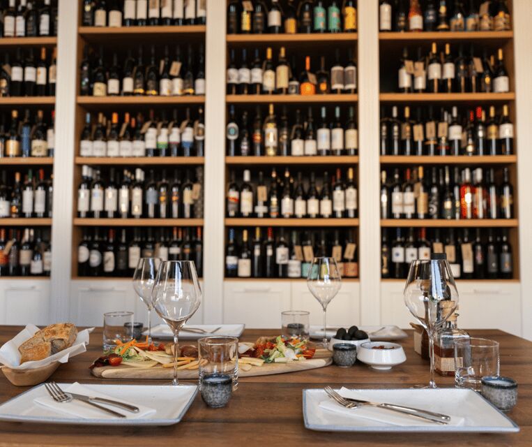 Split&Sip: Educational wine tasting - The shop vibe: you’re tasting, but you’re also browsing