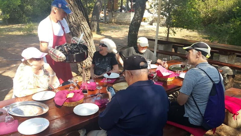 Ston Oyster & Wine Tasting Private Tour From Dubrovnik - Ston guided walk and salt pans: history you can taste