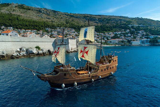 Sunset Panorama Cruise with a Guide on a Wooden Galleon - Old Town from the sea: what you get in the first sail loop