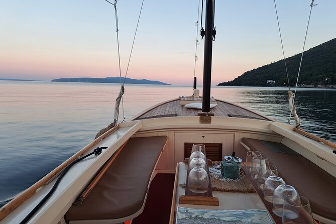 Sunset Ride Opatija on Madonnina Boat Tour - Stop-by-stop: how the route builds the story of Opatija