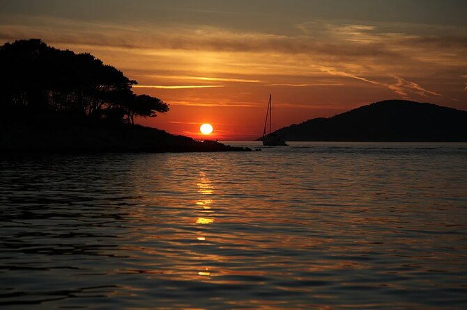 Sunset Sailing Tour on the Pakleni islands - Who This Tour Fits Best (And Who Should Skip It)