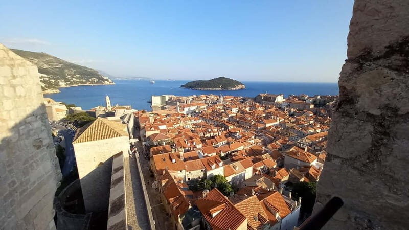 Sunset Wall Walk: 75-Minute Guided Tour & Free Exploration - The southern walls on your own: sea views and the best kind of pacing