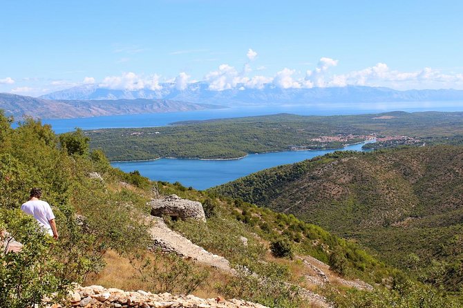 The Best of Hvar Small Group with Wine Tasting and Local meal - Price and logistics: what you’re really paying for