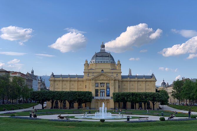 The best of Zagreb in half-day - Private 4-h tour - A Smart Route That Balances Upper and Lower Zagreb