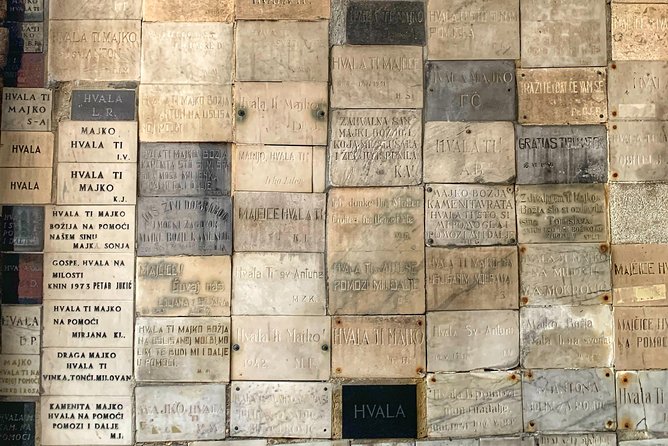 The best of Zagreb in half-day - Private 4-h tour - The Pantovčak Hillside Drive: Villas, Embassies, and Scale