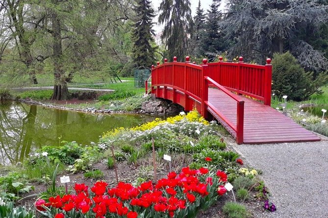 The Best of Zagreb Private Walking Tour - Stone Gate (Kamenita Vrata): A Medieval Cut in the Story