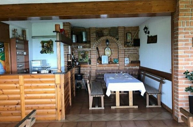 The Dionysus Tour - Wine Tasting at Plešivica and Samobor visit - Watch for the Meal-Expectation Mismatch
