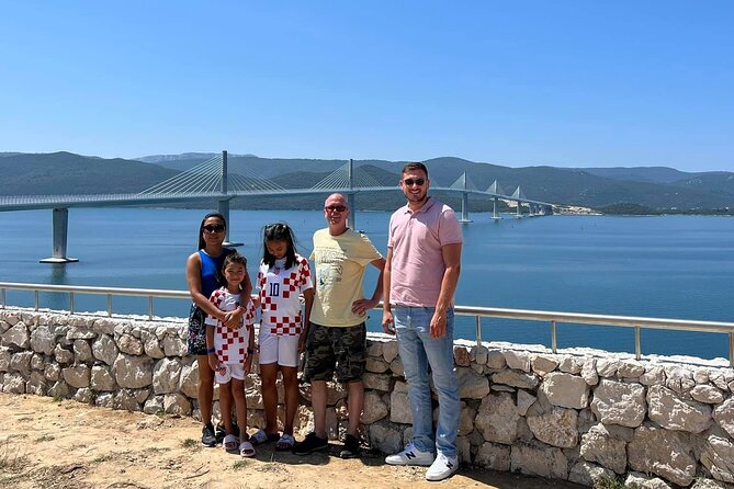 Transfer from Split to Dubrovnik with Stop at the Oyster Farm - Door-to-door Split pickup and the highway run to Dubrovnik