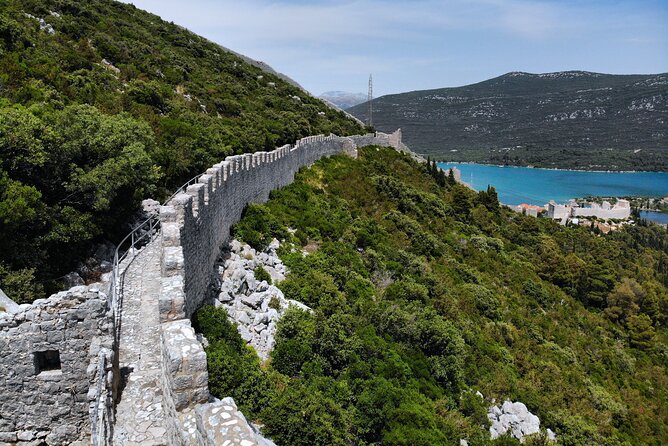 Transfer Split to Dubrovnik with Sightseeing in Ston Town - The side tasting choice: wine or oysters