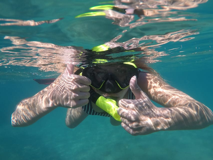 Transparent kayak sunset tour - The guide experience: Ivan’s approach and the fun extras