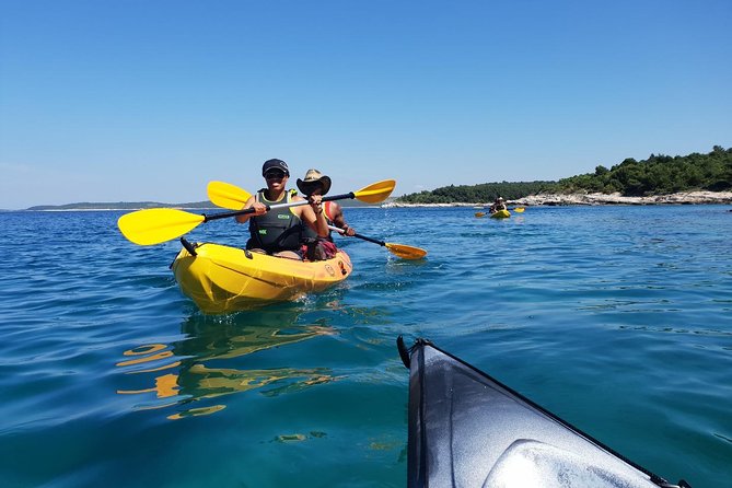 TRANSPARENT KAYAKING or SUP-ing AROUND ISLANDS - Choosing between transparent kayak, normal kayak, or SUP