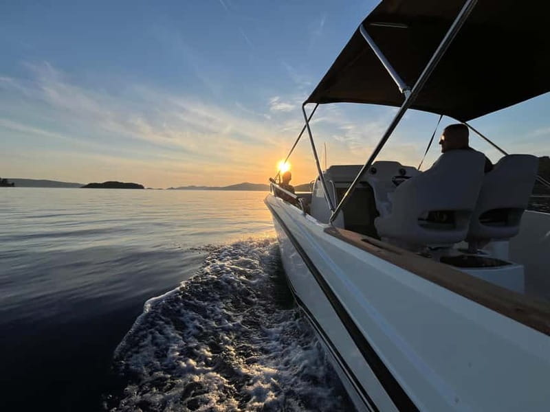 Trogir: Blue Lagoon and 3 Islands Speedboat Tour - Duga Bay on Čiovo: pine-shade swimming in calmer water