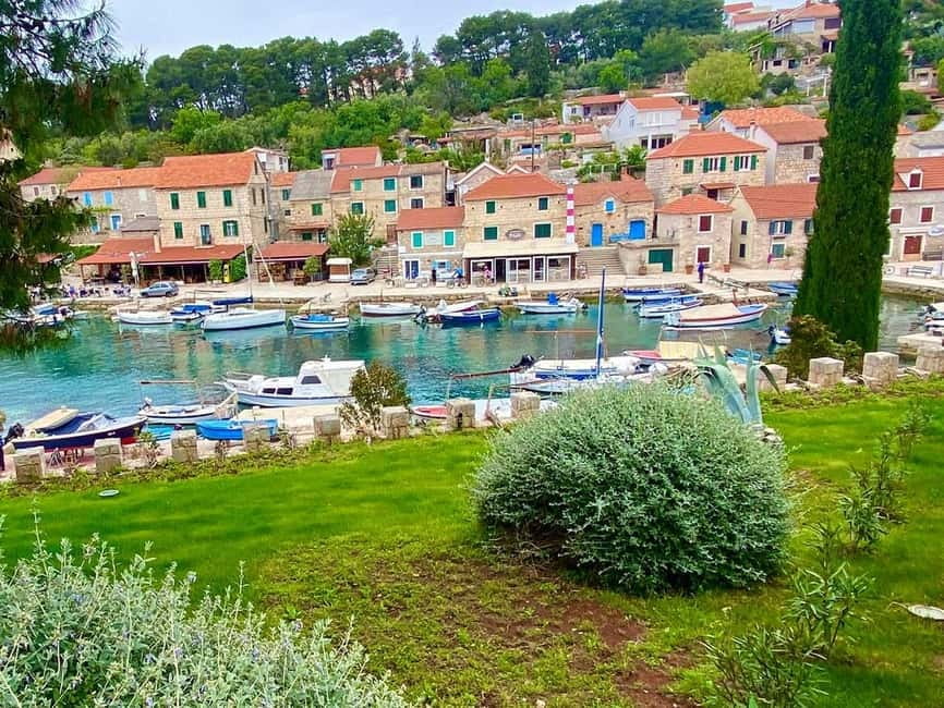 Trogir: Blue Lagoon, Maslinica, and Solinska Bay Boat Tour - Solinska Bay: Boat Jumps, Snorkel Time, and a Beach for Picnics