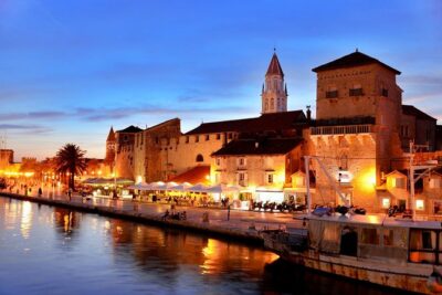 Trogir Old City Walking Tour - Meeting at Ulica Gradska vrata at 10:00 and How to Prep